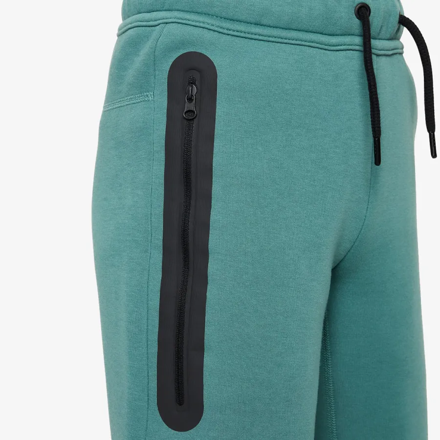 Nike Šorc Tech 