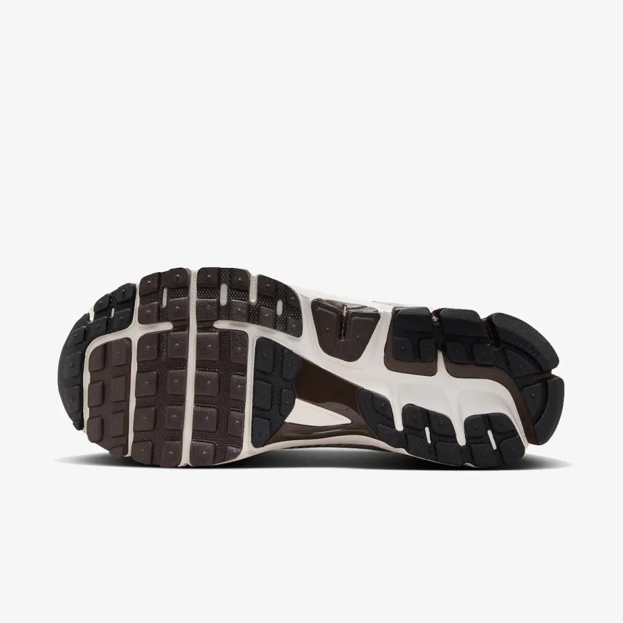Nike Patike Zoom Vomero 5 