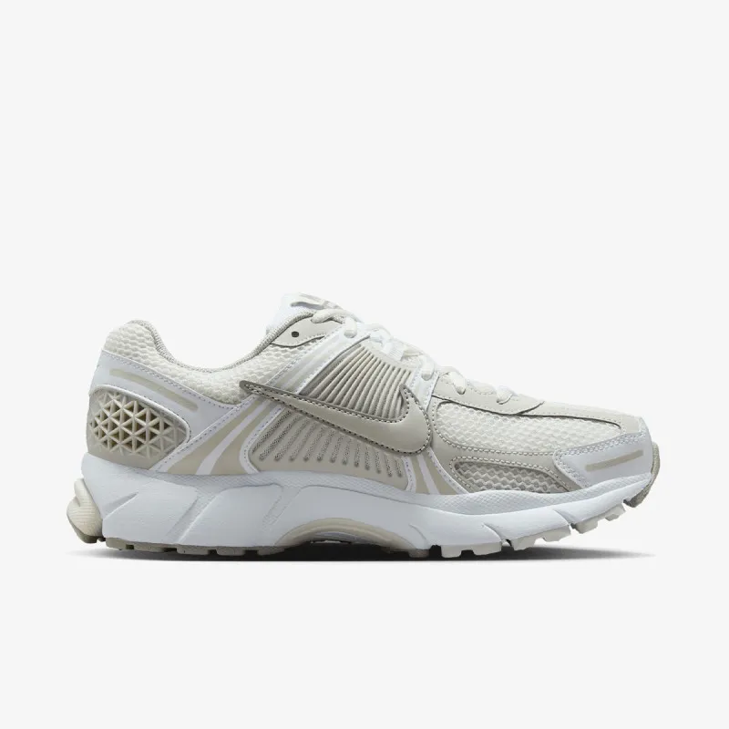 Nike Patike W NIKE ZOOM VOMERO 5 