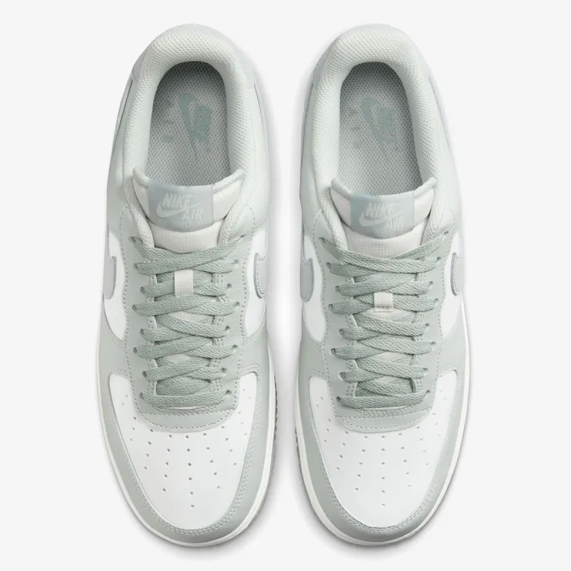 Nike Patike Air Force 1 '07 LV8 2 