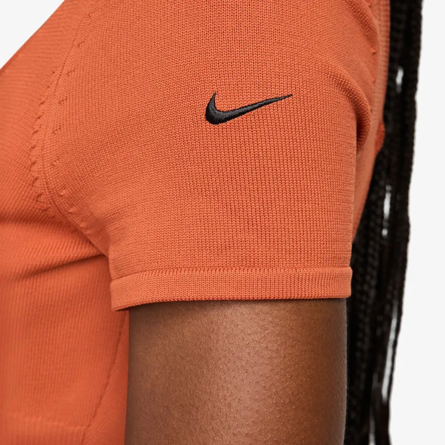 Nike Bodi Sportswear Chill Knit 