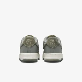 Nike Patike Air Force 1 LV8 