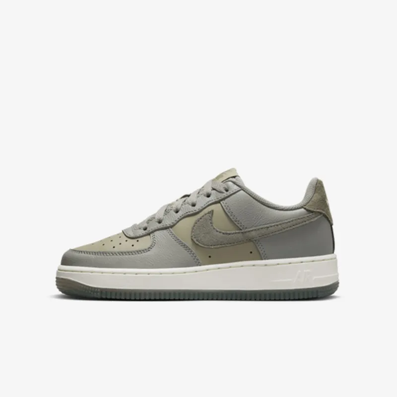Nike Patike Air Force 1 LV8 