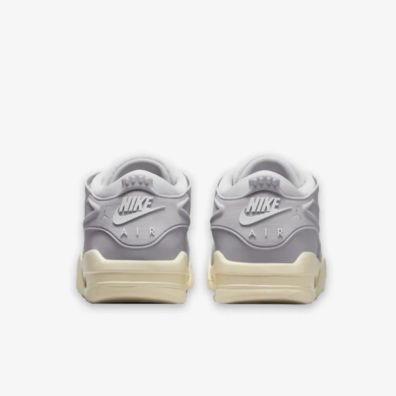 Nike Patike Air Jordan 4 RM 