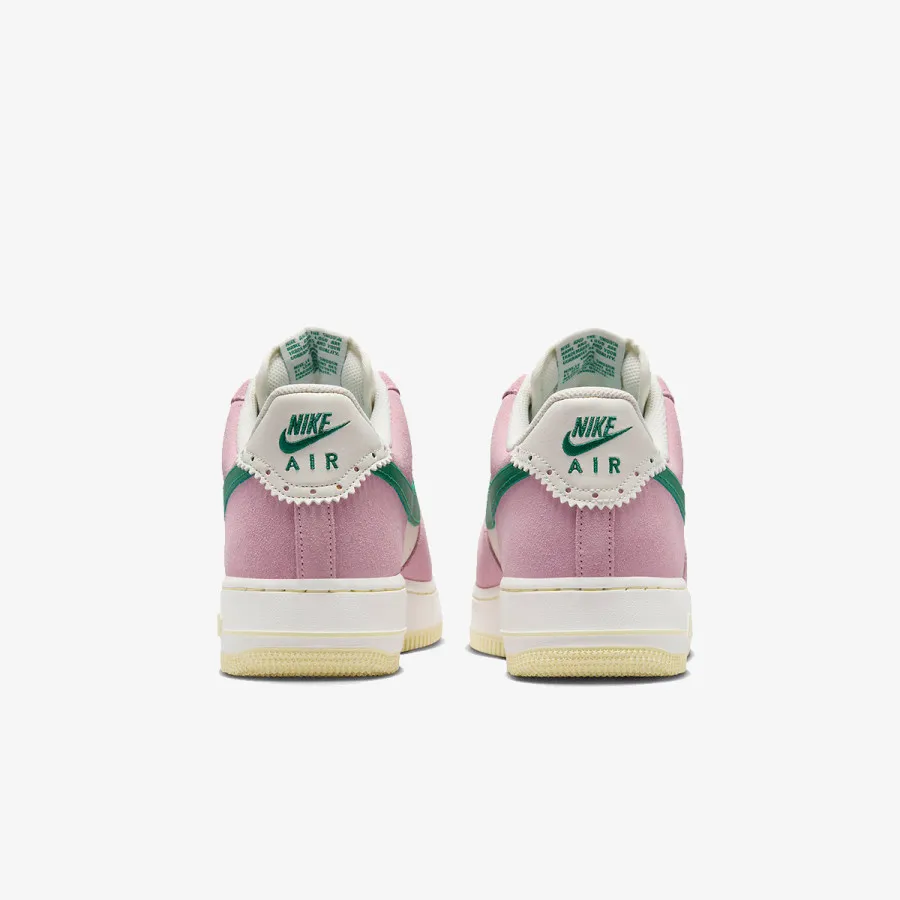 Nike Patike Air Force 1 '07 LV8 