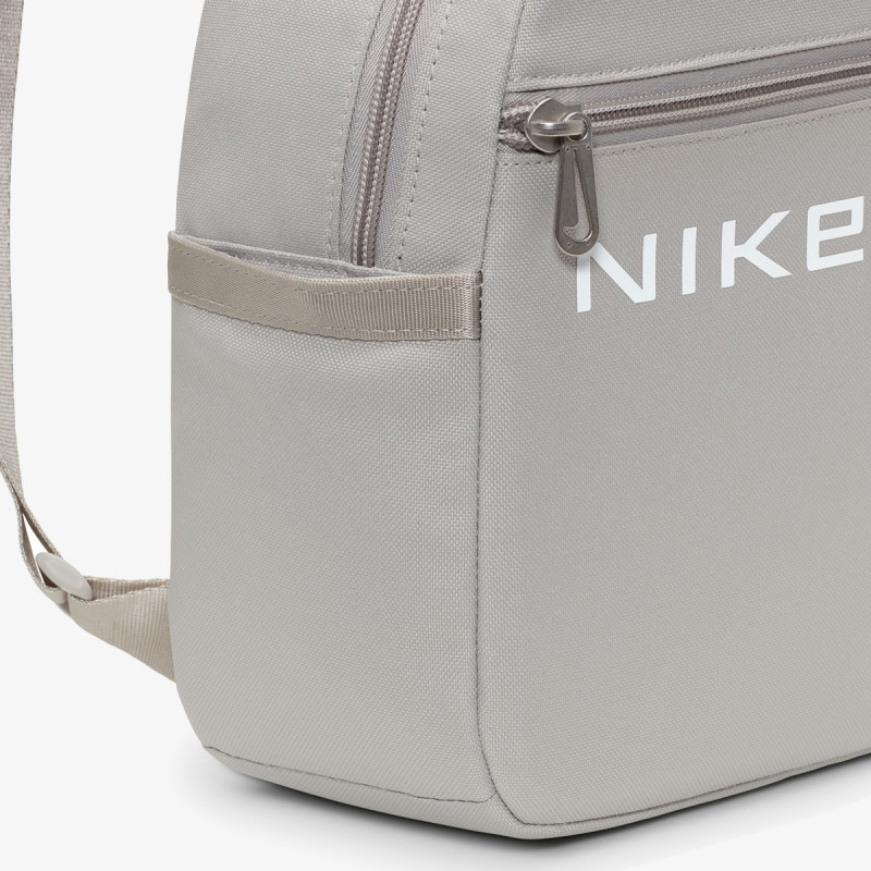 Nike Ranac Futura 