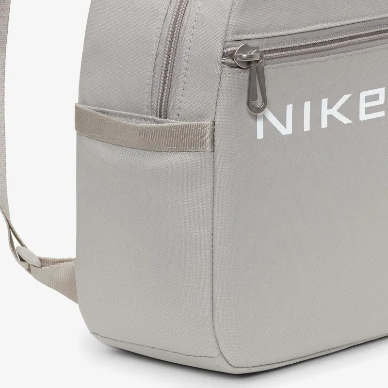 Nike Ranac Futura 
