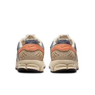 Nike Patike Zoom Vomero 5 