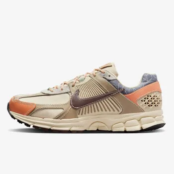 Nike Patike Zoom Vomero 5 