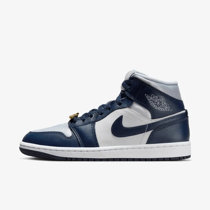 Nike Patike WMNS AIR JORDAN 1 MID SE 