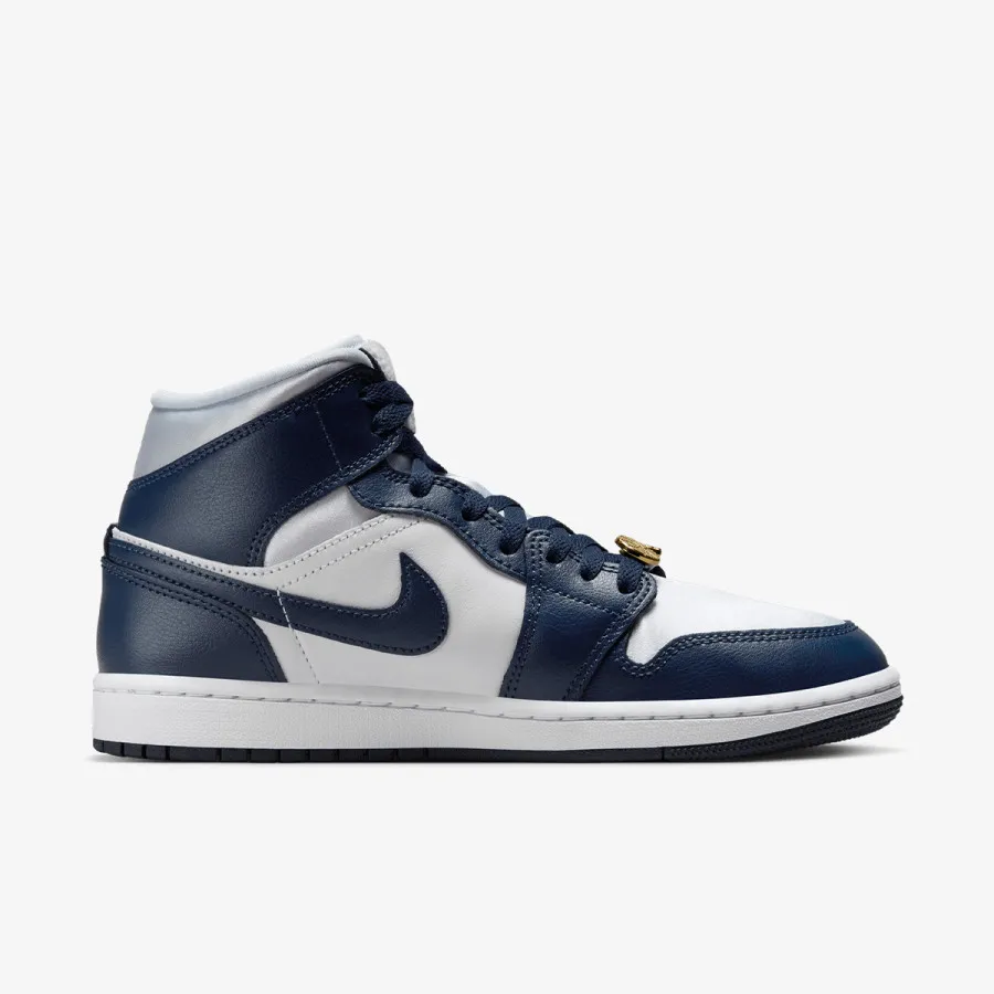 Nike Patike WMNS AIR JORDAN 1 MID SE 