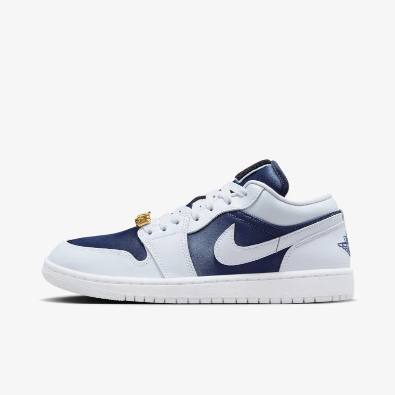Nike Patike WMNS AIR JORDAN 1 LOW SE 