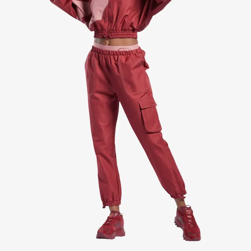 Reebok Donji dio trenerke Cardi B Pant 