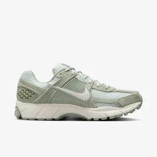 Nike Patike Vomero 5 