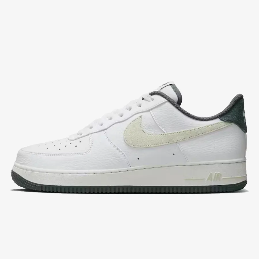 Nike Patike Air Force 1 '07 LV8 