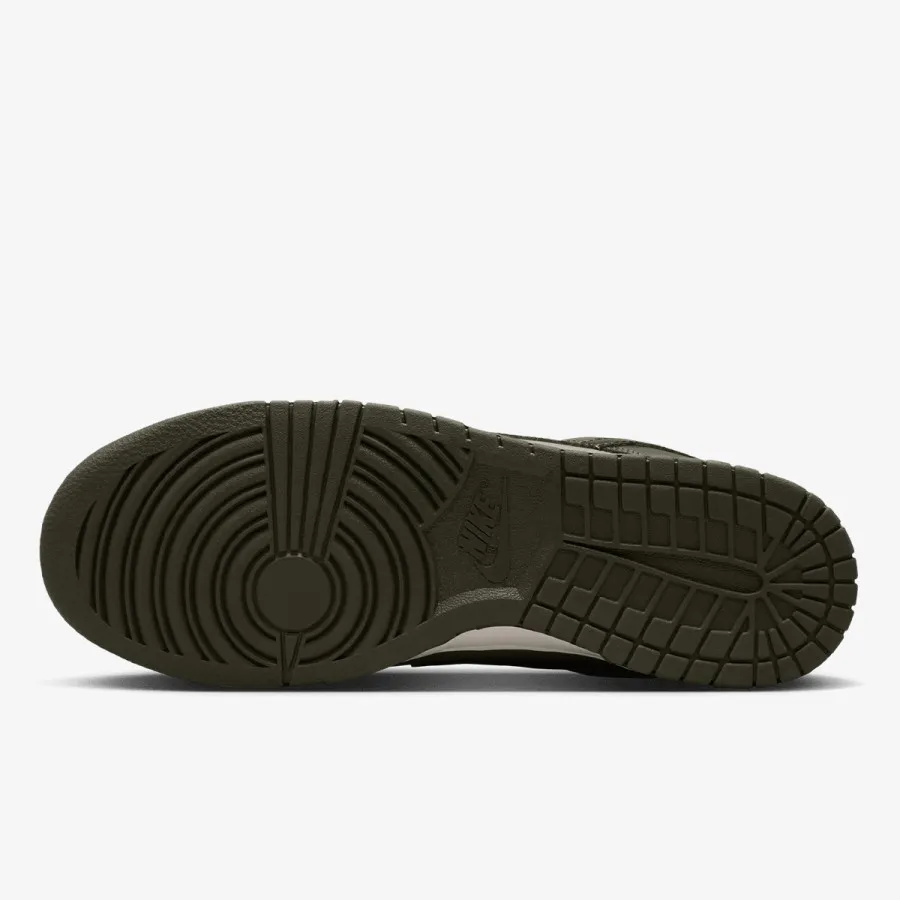 Nike Patike NIKE DUNK LOW RETRO BTTYS 