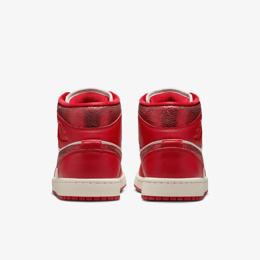 Nike Patike WMNS AIR JORDAN 1 MID SE V2 