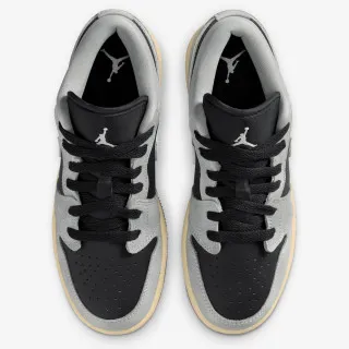 Nike Patike AIR JORDAN 1 LOW SE BG 