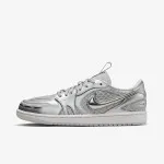 Nike Patike WMNS AIR JORDAN 1 MM LOW V3 