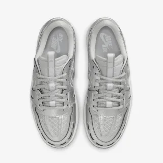 Nike Patike WMNS AIR JORDAN 1 MM LOW V3 