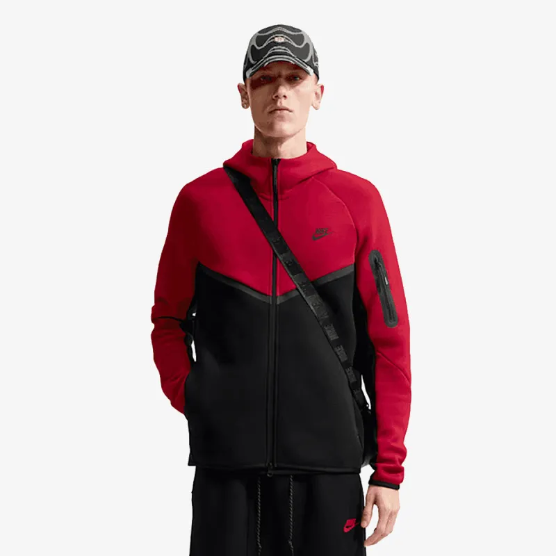 Nike Dukserica Tech 