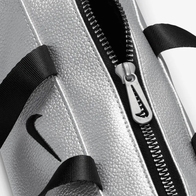 Nike Torbica Clash 