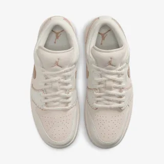 Nike Patike WMNS AIR JORDAN 1 LOW SE 