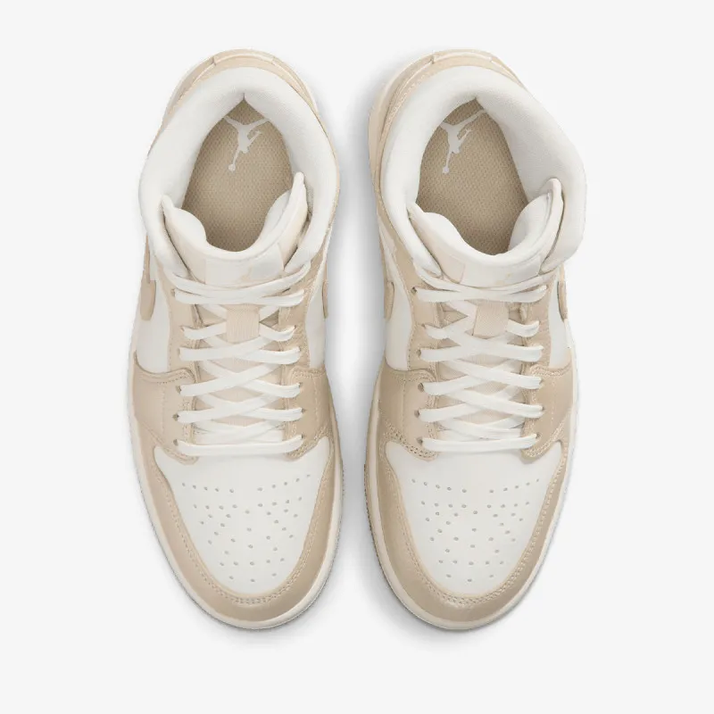 Nike Patike WMNS AIR JORDAN 1 MID SE 