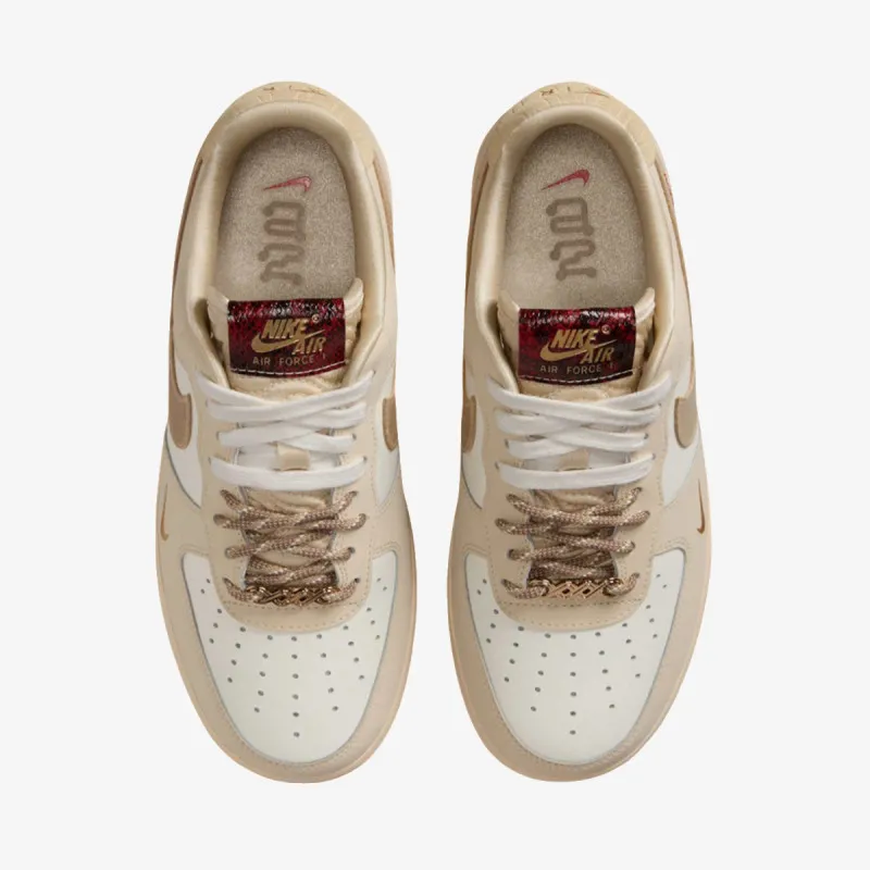 Nike Patike WMNS AIR FORCE 1 '07 LX CN 