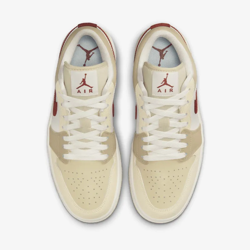 Nike Patike WMNS AIR JORDAN 1 LOW CE 