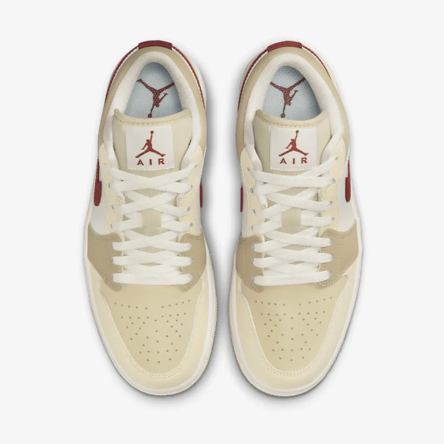 Nike Patike WMNS AIR JORDAN 1 LOW CE 