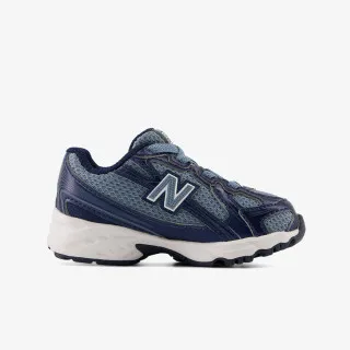 New Balance Patike 740 