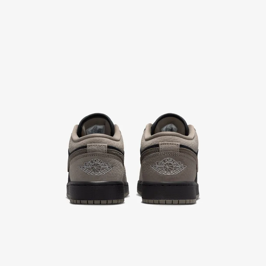 Nike Patike AIR JORDAN 1 LOW SE (GS) 