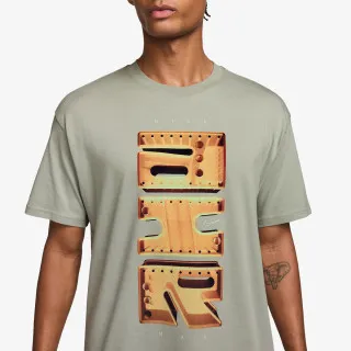 Nike Majica U NSW TEE LSE AM DAY PLUS 