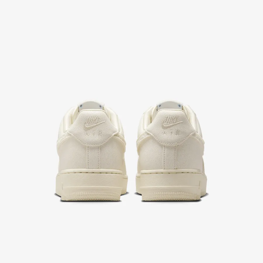 Nike Patike WMNS AIR FORCE 1 '07 LX CN 
