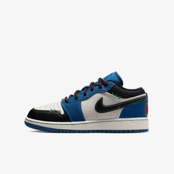 Nike Patike AIR JORDAN 1 LOW SE (GS) 