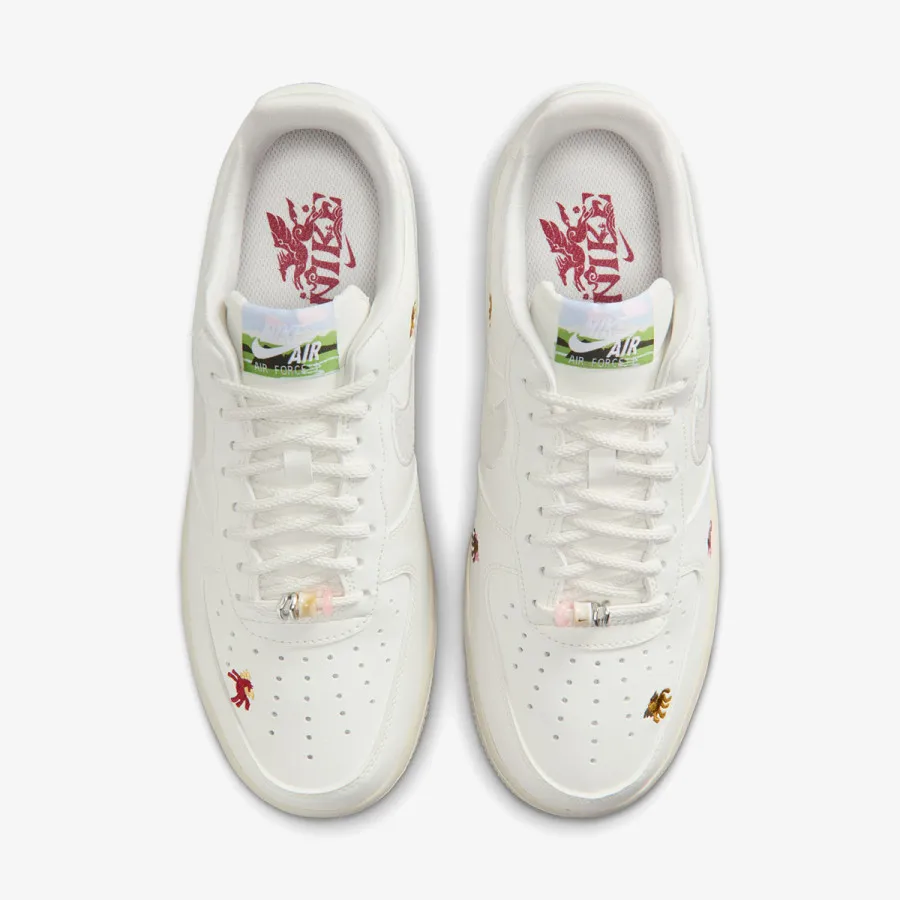 Nike Patike WMNS AIR FORCE 1 '07 REC CN 