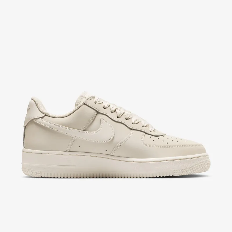 Nike Patike W  AIR FORCE 1 RETRO PRM 