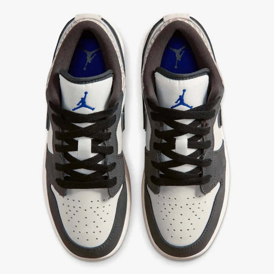 Nike Patike AIR JORDAN 1 LOW SE (GS) 