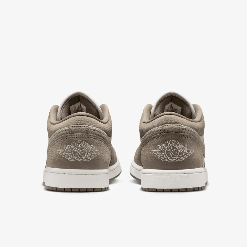 Nike Patike AIR JORDAN 1 LOW 