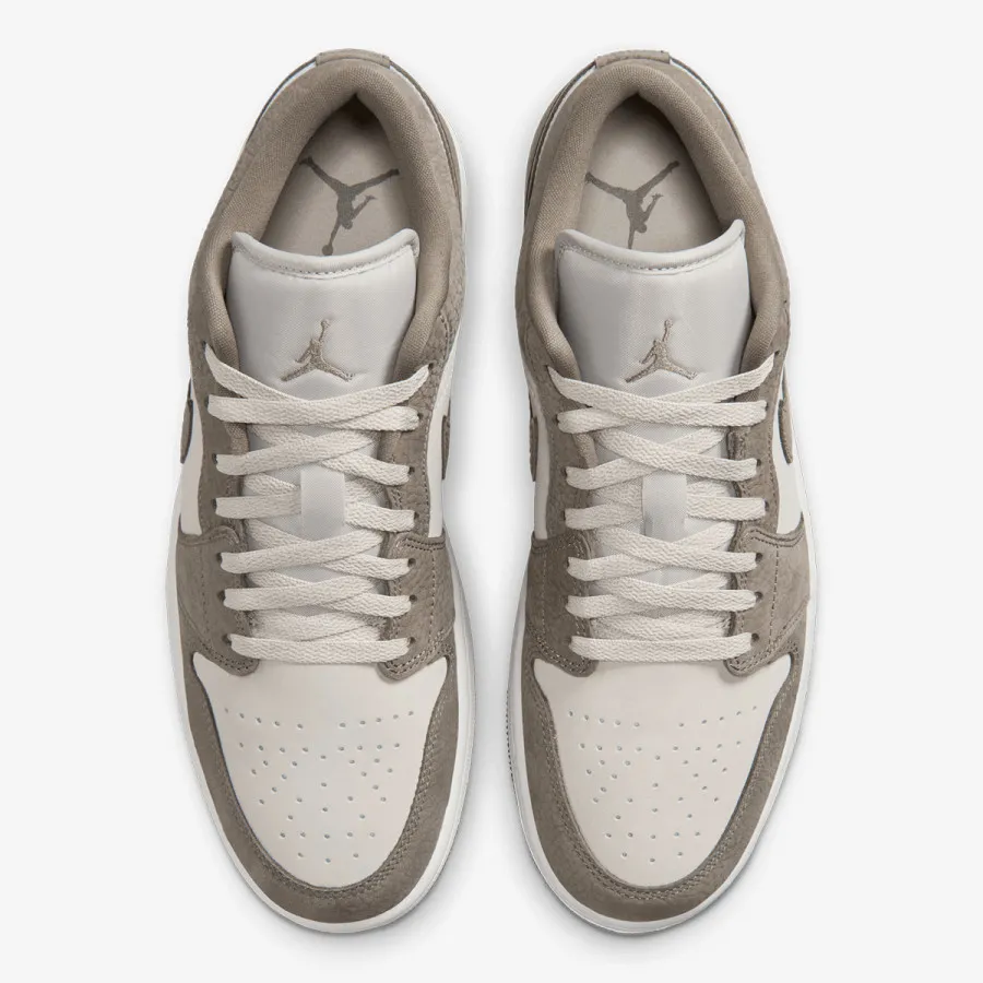 Nike Patike AIR JORDAN 1 LOW 