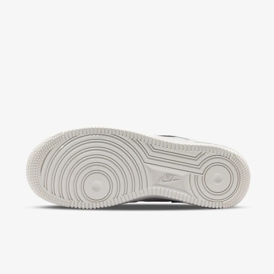 Nike Patike WMNS AIR FORCE 1 '07 