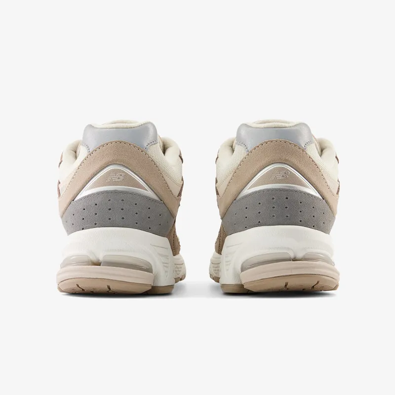 NEW BALANCE Patike NEW BALANCE - 2002 