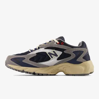 New Balance Patike 725 