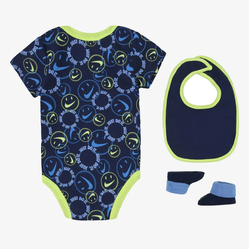 Nike Set Play Happy 