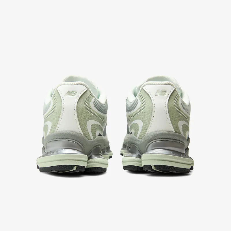 New Balance Patike 2000 