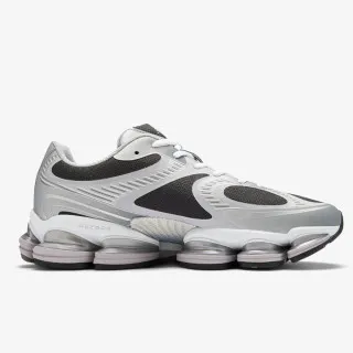 New Balance Patike 2000 