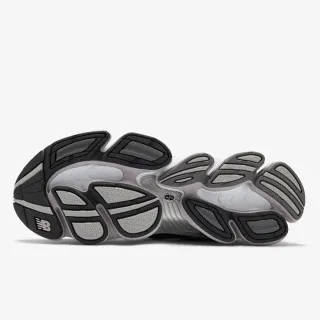 New Balance Patike 2000 