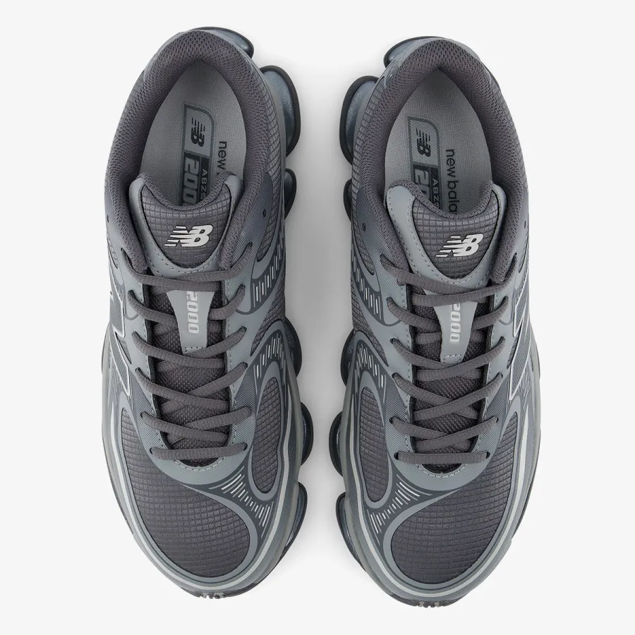 New Balance Patike 2000 