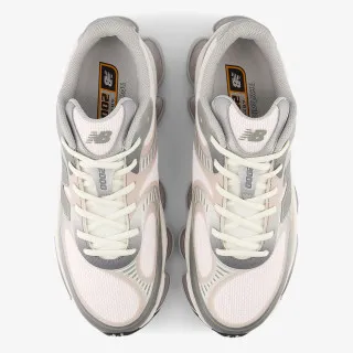 New Balance Patike 2000 